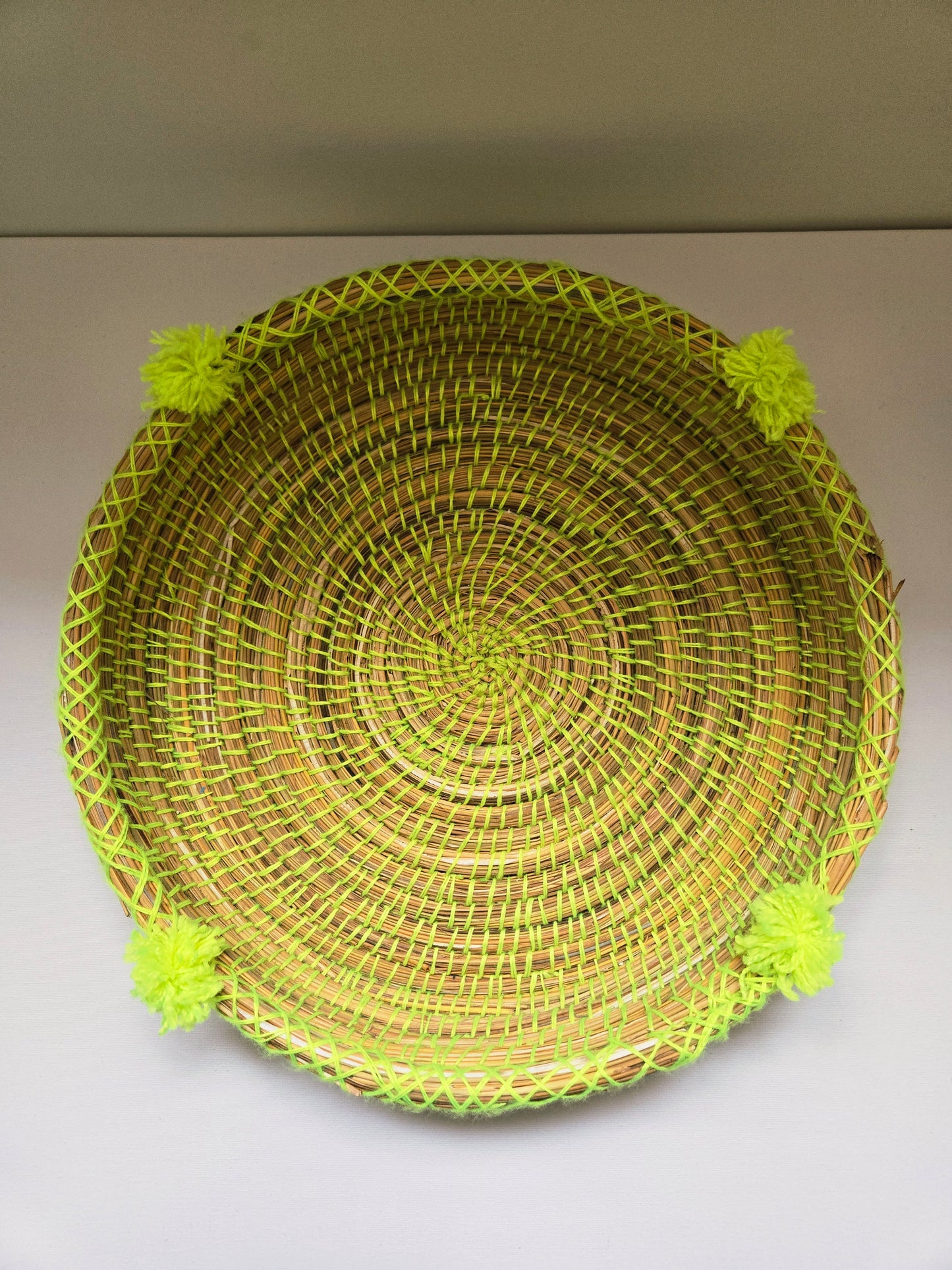 Handgefertigter Palmblattteller