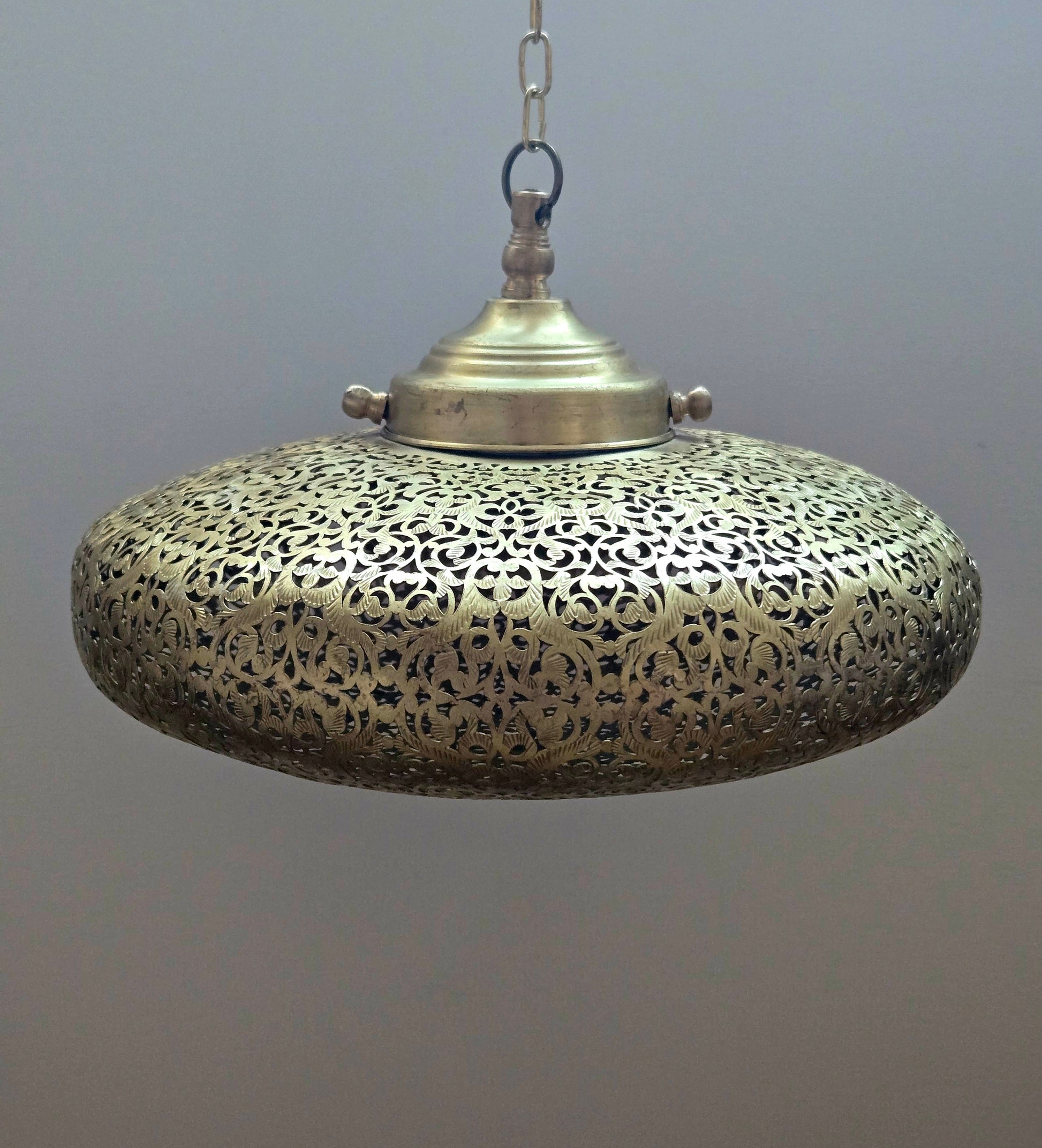 Handgefertigte Messinglampen