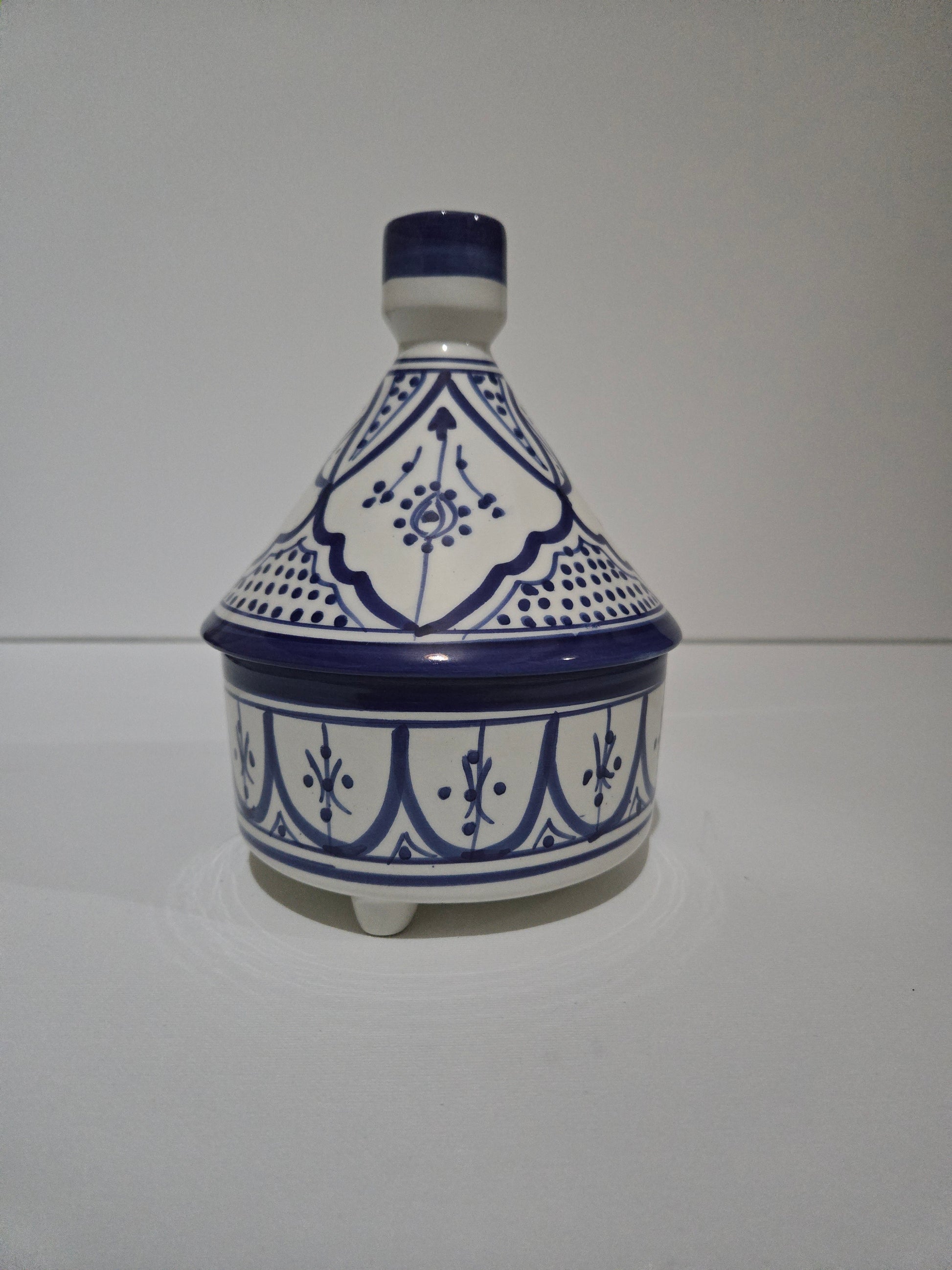 Handgefertigte Keramik Tajine blau weiß – marokkanische Tajine
