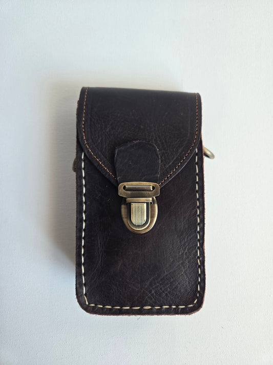 Handgefertigte Handytasche aus Leder