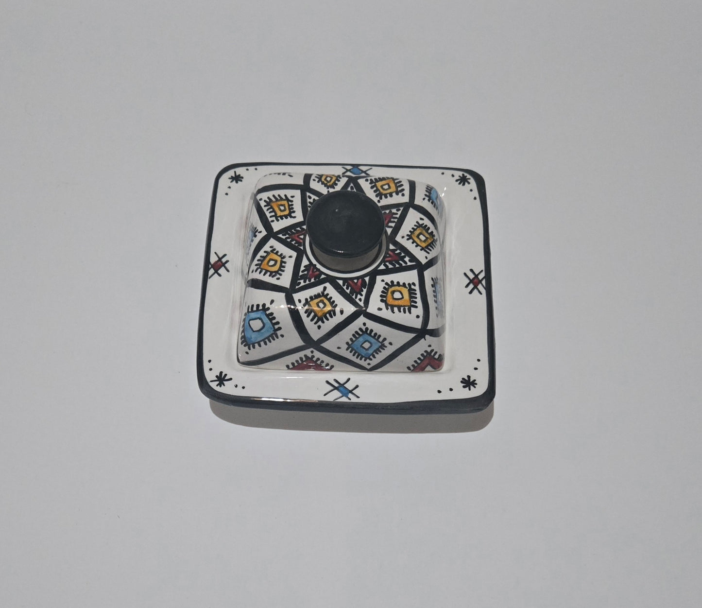 Marokkanische Keramik Butterdose Lotusblüte blau mit Deckel handgefertigt — Atlas & Nile