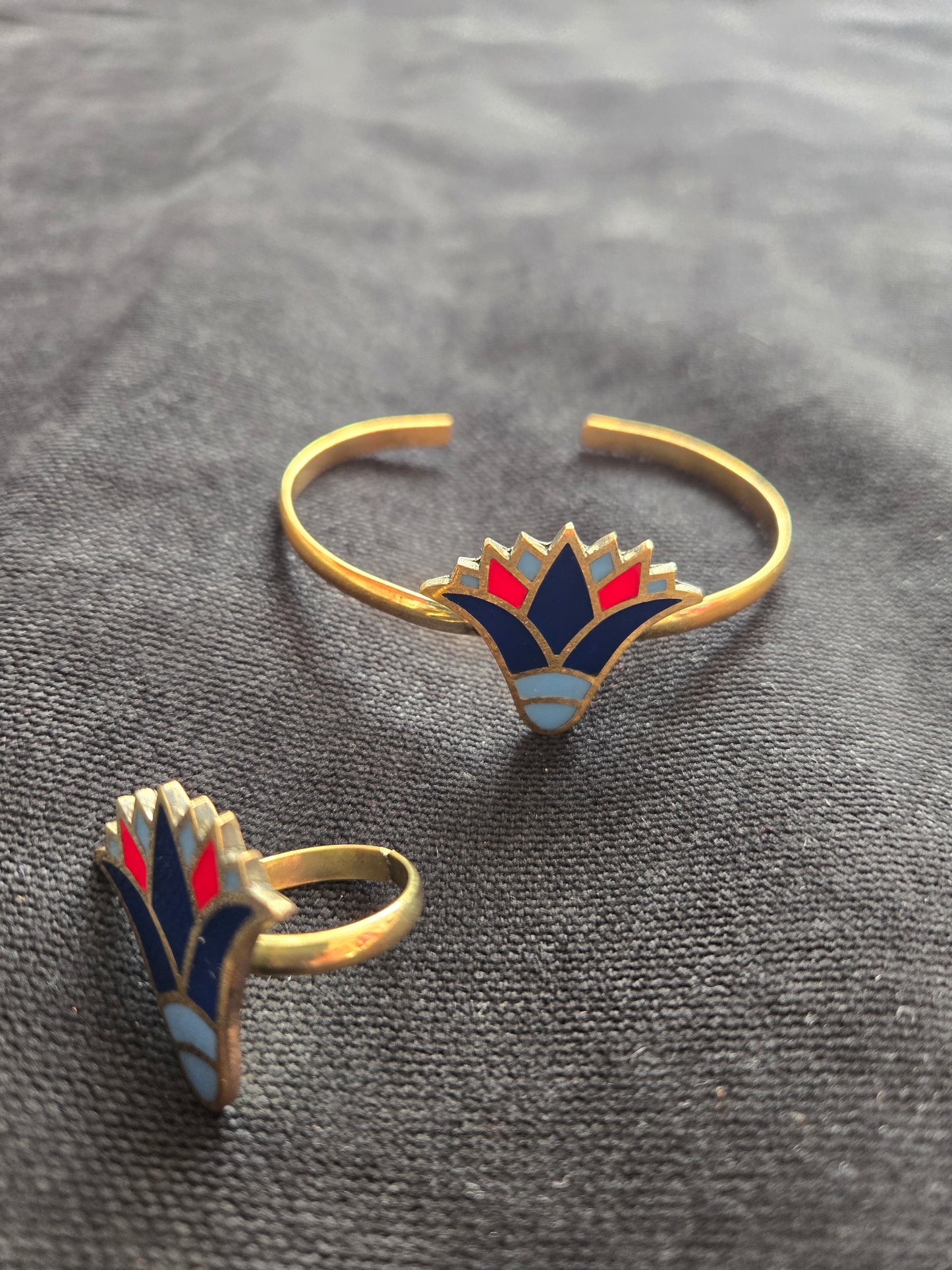 Ancient Egyptian Lotus Center Jewelry Set – Copper Bracelet & Ring
